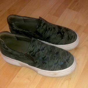 Camo, worn ONCE, platform sneakers!